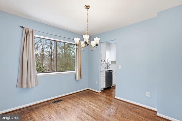 11825 COOPERS CT, Reston, VA 20191