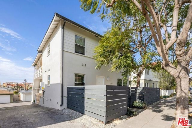 221 3rd Avenue, Venice, CA 90291