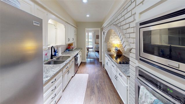 6005 E 79th Street, Tulsa, OK 74136