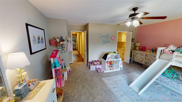 6005 E 79th Street, Tulsa, OK 74136