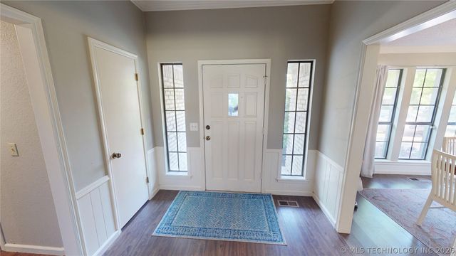 6005 E 79th Street, Tulsa, OK 74136