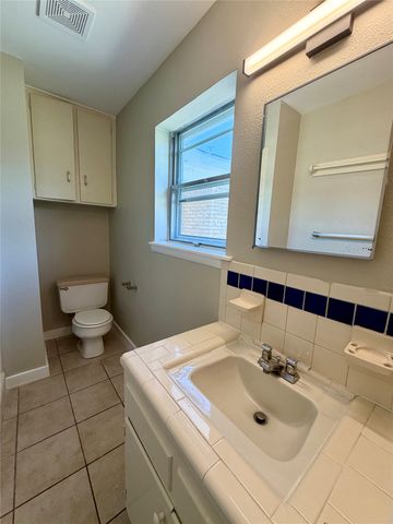 1606 Bluebonnet Trail, Arlington, TX 76013