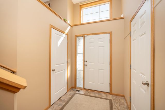 821 10th Avenue NE, Lonsdale, MN 55046