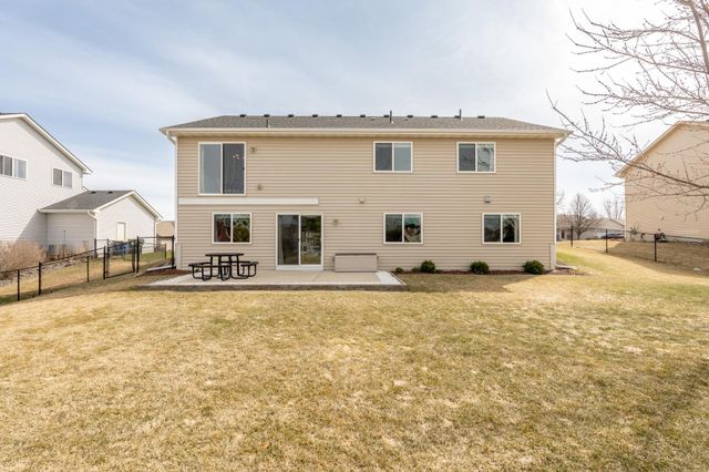 821 10th Avenue NE, Lonsdale, MN 55046