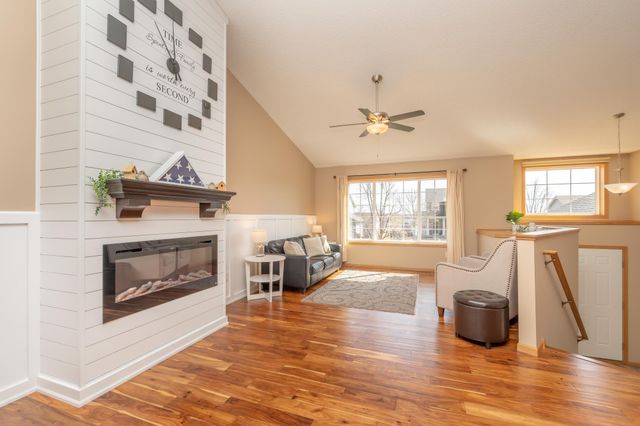 821 10th Avenue NE, Lonsdale, MN 55046