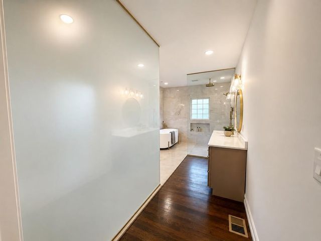 1330 W Wesley Road NW, Atlanta, GA 30327