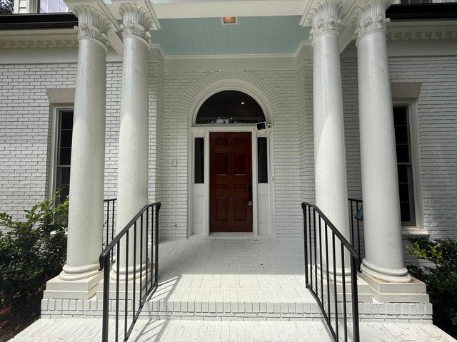 1330 W Wesley Road NW, Atlanta, GA 30327