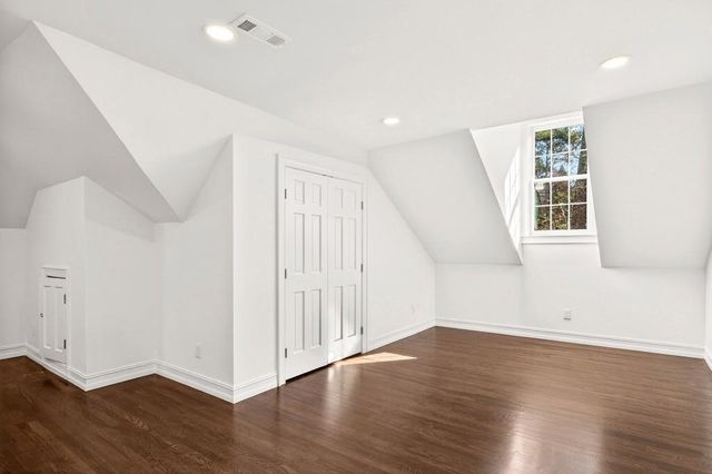 1330 W Wesley Road NW, Atlanta, GA 30327