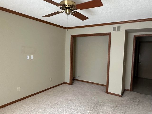 5717 Bayside Drive, Fort Wayne, IN 46815