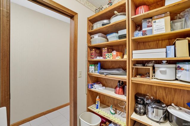 5717 Bayside Drive, Fort Wayne, IN 46815