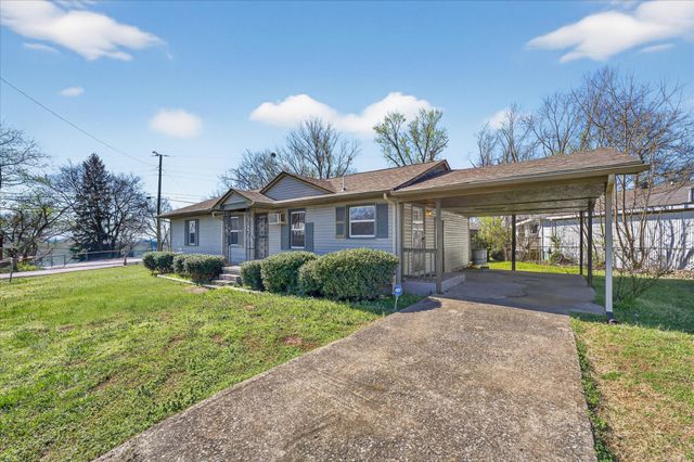 169 Sunset Ct, Clarksville, TN 37042