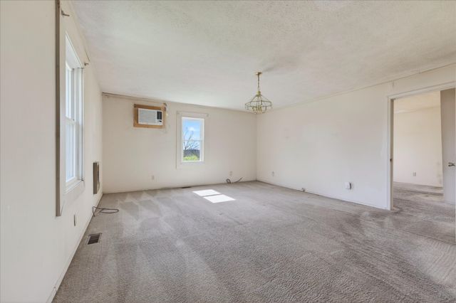 169 Sunset Ct, Clarksville, TN 37042