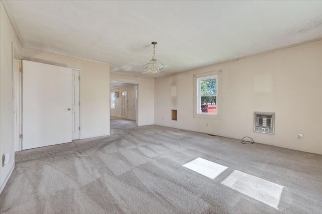 169 Sunset Ct, Clarksville, TN 37042