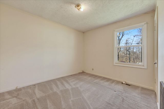 169 Sunset Ct, Clarksville, TN 37042