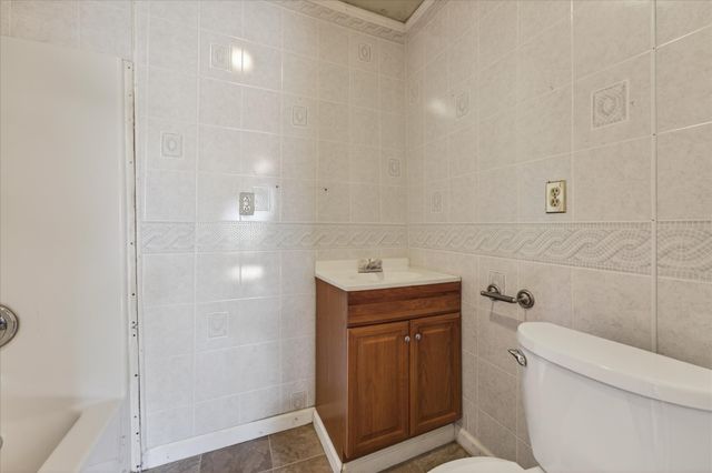 169 Sunset Ct, Clarksville, TN 37042