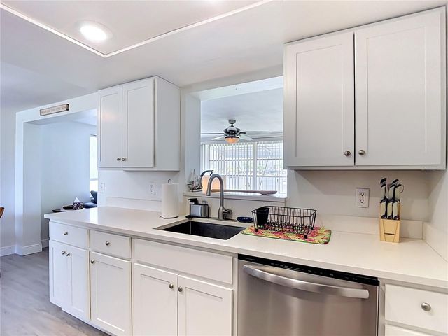 12524 5TH ISLE, Hudson, FL 34667
