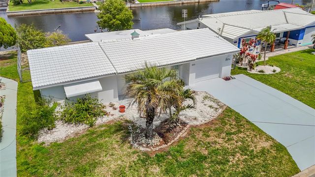 12524 5TH ISLE, Hudson, FL 34667