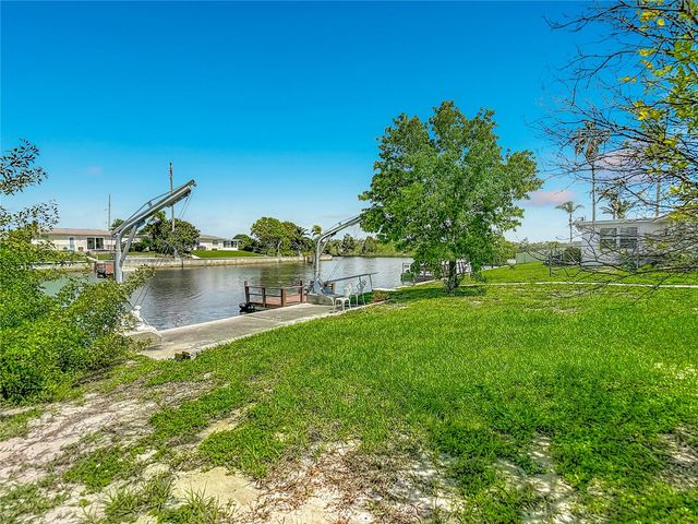 12524 5TH ISLE, Hudson, FL 34667