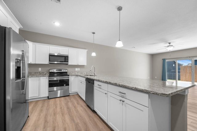 5287 N Toben, Bel Aire, KS 67226