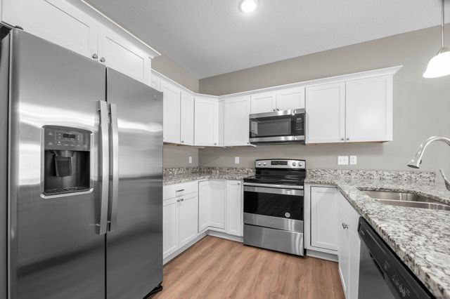 5287 N Toben, Bel Aire, KS 67226