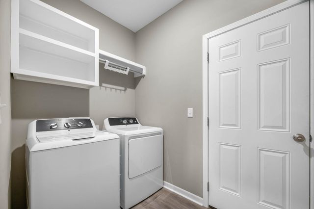 5287 N Toben, Bel Aire, KS 67226