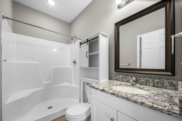 5287 N Toben, Bel Aire, KS 67226