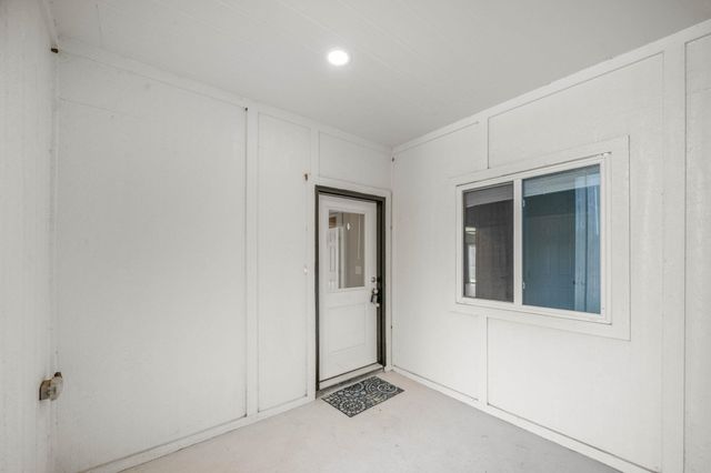 5287 N Toben, Bel Aire, KS 67226