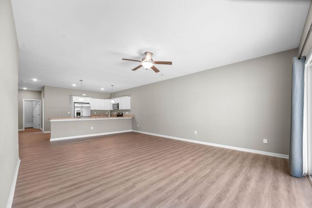 5287 N Toben, Bel Aire, KS 67226