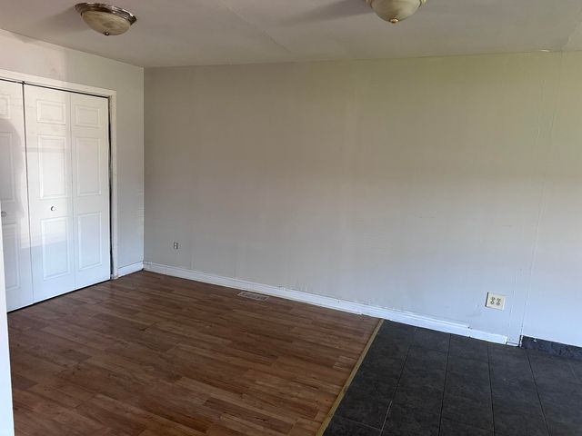 6659 Melton Road, Portage, IN 46368