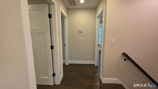 14 Fullmar Lane, Norwalk, CT 06850