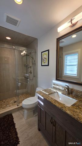 14 Fullmar Lane, Norwalk, CT 06850