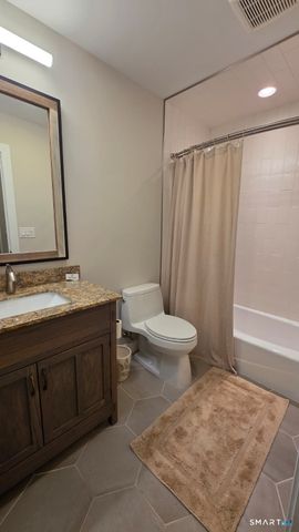 14 Fullmar Lane, Norwalk, CT 06850