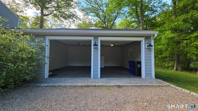 14 Fullmar Lane, Norwalk, CT 06850