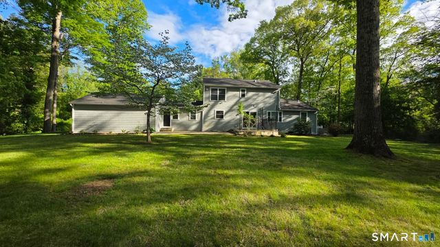 14 Fullmar Lane, Norwalk, CT 06850