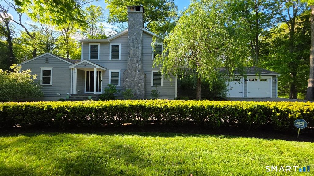 14 Fullmar Lane, Norwalk, CT 06850