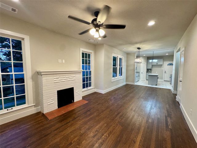 1810 Ramsey Avenue, Dallas, TX 75216