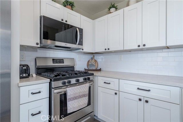 2552 Avenida Del Vista 204, Corona, CA 92882