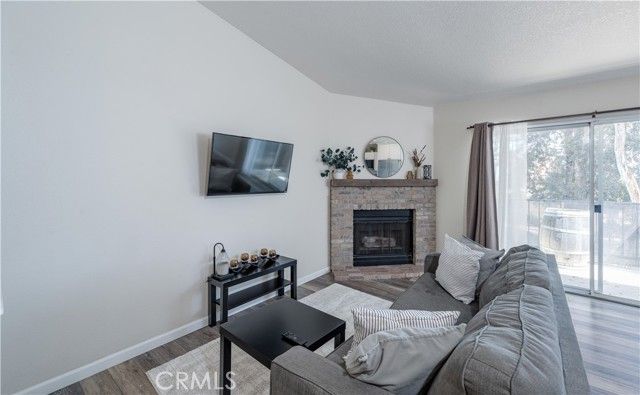 2552 Avenida Del Vista 204, Corona, CA 92882