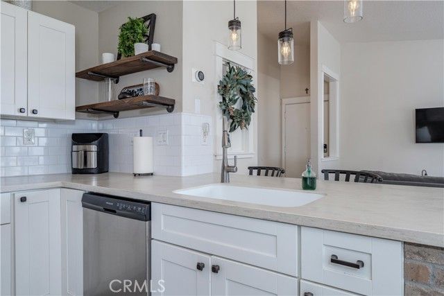 2552 Avenida Del Vista 204, Corona, CA 92882