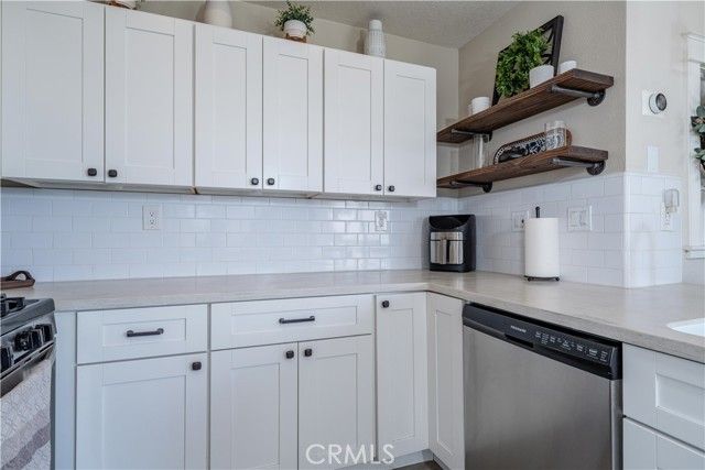 2552 Avenida Del Vista 204, Corona, CA 92882