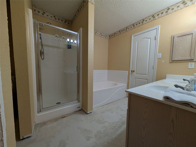 1209 Meadowgate Drive, Allen, TX 75002