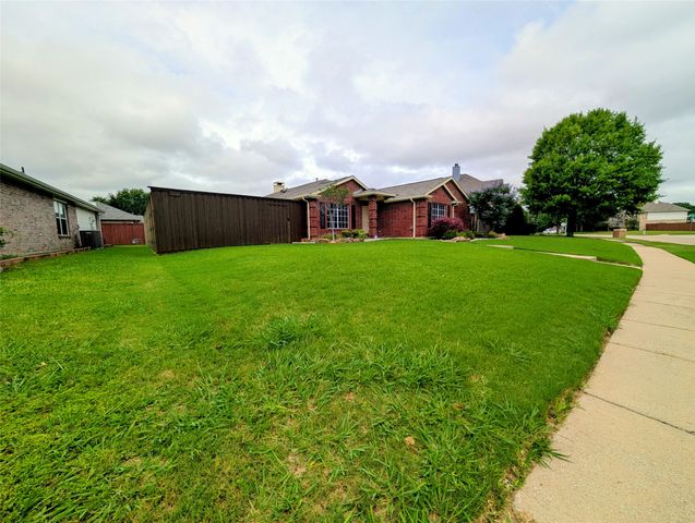 1209 Meadowgate Drive, Allen, TX 75002