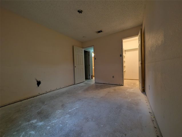 1209 Meadowgate Drive, Allen, TX 75002