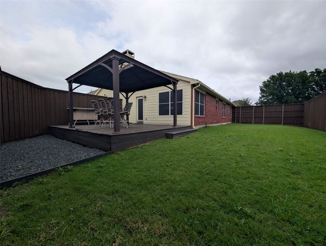 1209 Meadowgate Drive, Allen, TX 75002