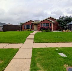 1209 Meadowgate Drive, Allen, TX 75002