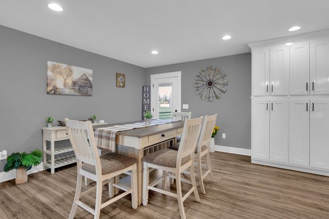 300 Old Clark Rd, Winchester, TN 37398