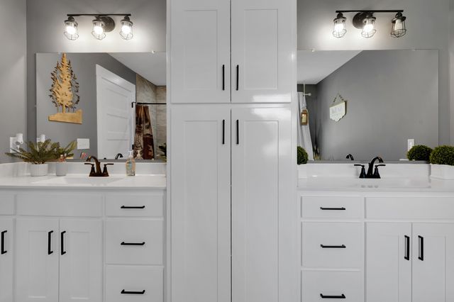 300 Old Clark Rd, Winchester, TN 37398