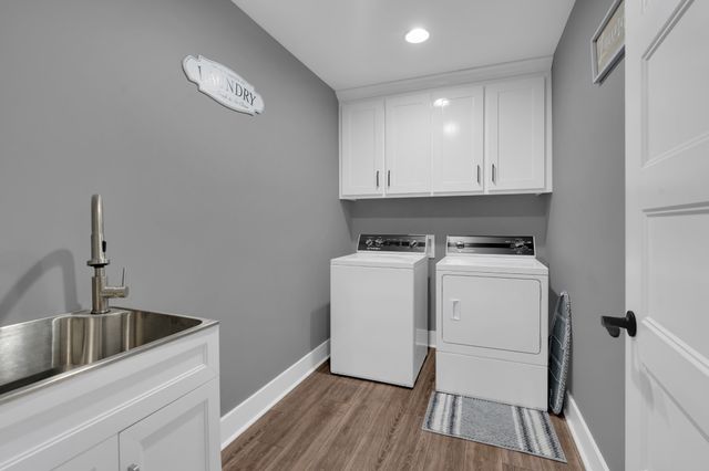 300 Old Clark Rd, Winchester, TN 37398