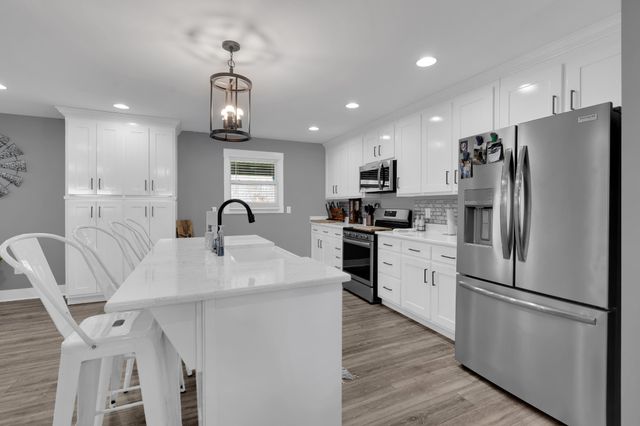 300 Old Clark Rd, Winchester, TN 37398