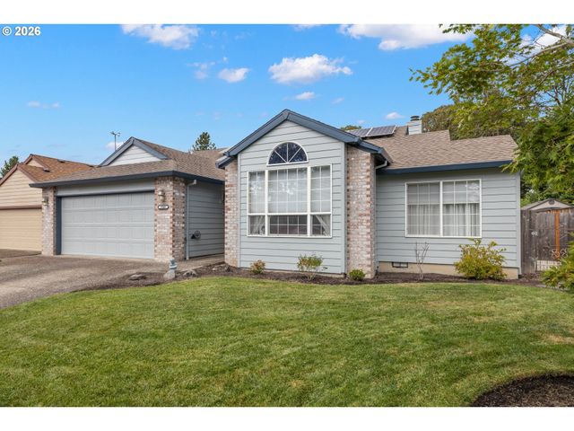 5945 Se BLOSSOM St, Hillsboro, OR 97123